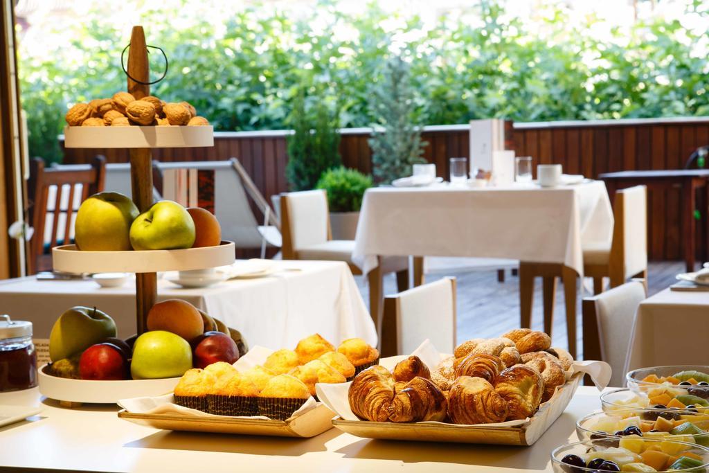 Hotel Echaurren Relais & Chateaux Ezcaray Bagian luar foto